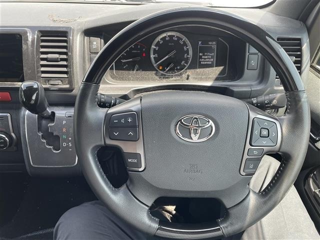 Toyota HIACE VAN 2025 8621366-3
