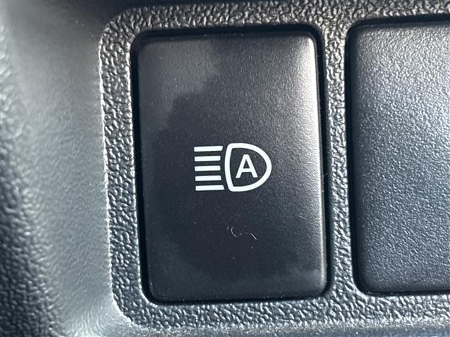 Toyota HIACE VAN 2019 8621367-11