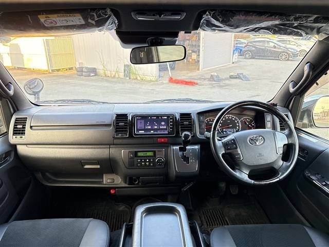 Toyota HIACE VAN 2019 8621367-14