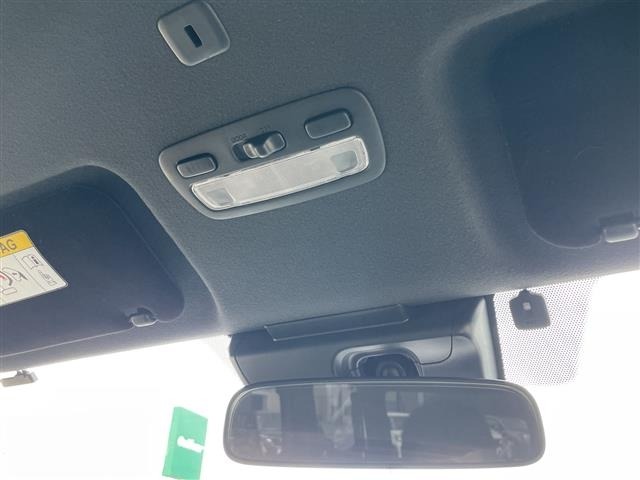 Toyota HIACE VAN 2022 8621368-12