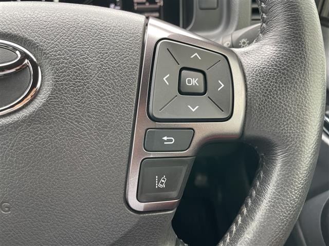 Toyota HIACE VAN 2022 8621368-9