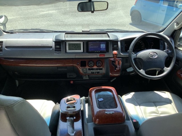 Toyota HIACE VAN 2007 8621369-3