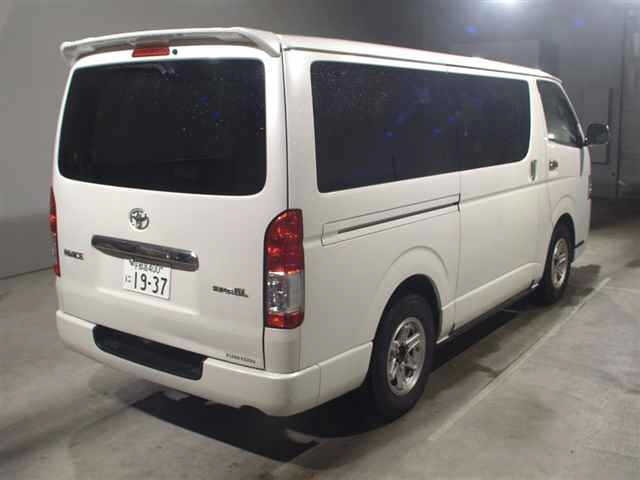 Toyota HIACE VAN 2016 8621370-1