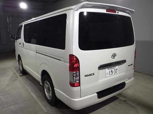 Toyota HIACE VAN 2016 8621370-4