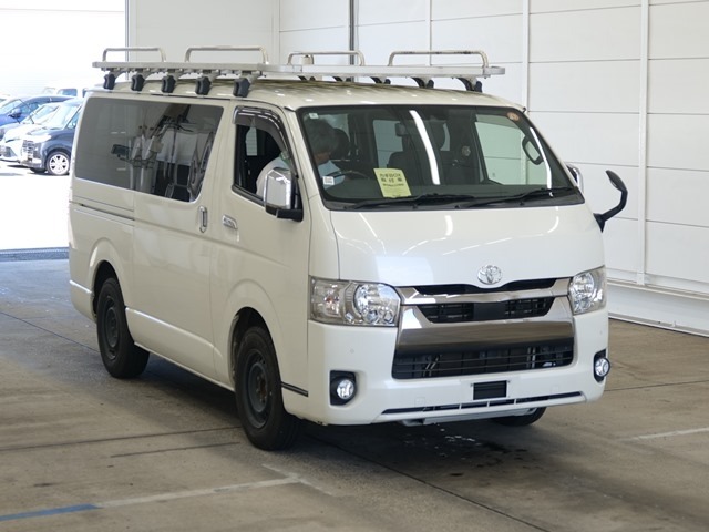 Toyota HIACE VAN 2021 8621371-0