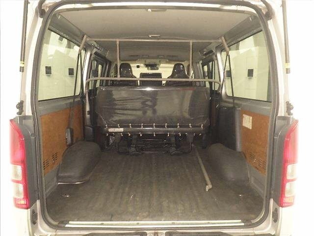 Toyota HIACE VAN 2021 8621382-7