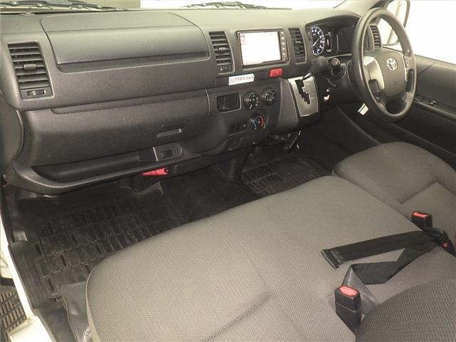 Toyota HIACE VAN 2020 8621383-4