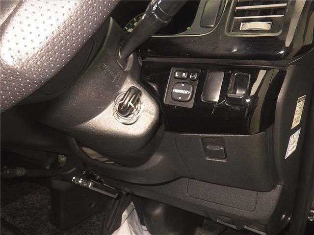 Toyota HIACE VAN 2013 8621385-8