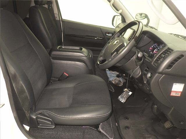 Toyota HIACE VAN 2017 8621388-5