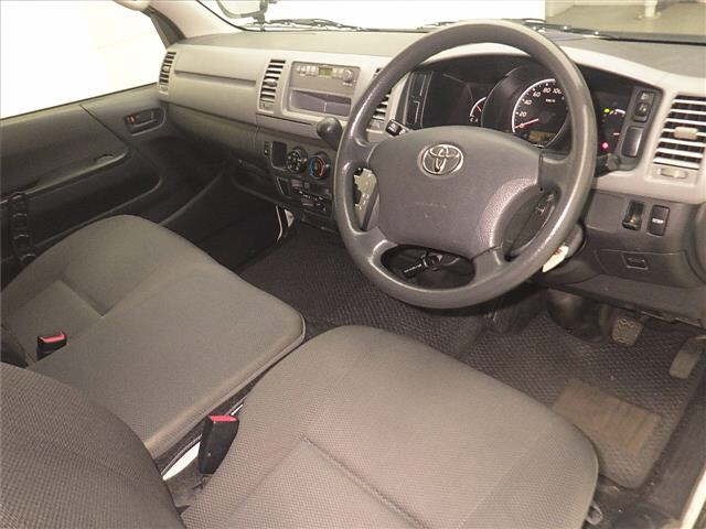 Toyota HIACE VAN 2013 8621390-3
