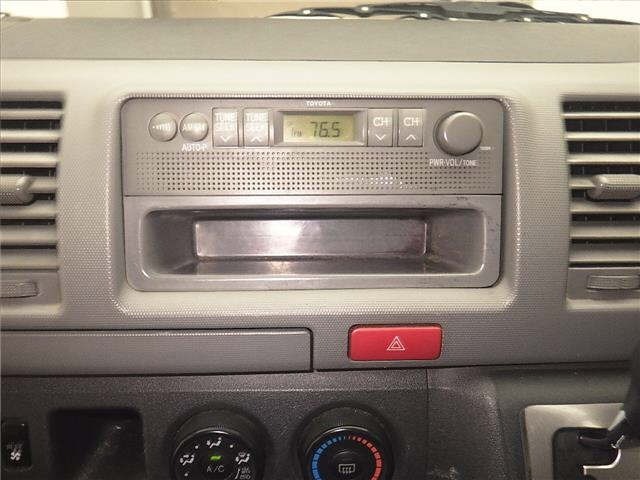 Toyota HIACE VAN 2013 8621390-6