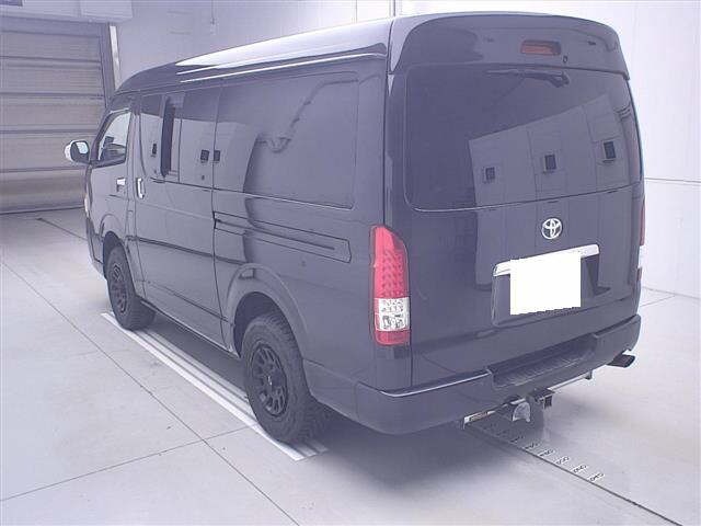 Toyota HIACE VAN 2011 8621391-1