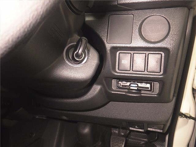 Toyota HIACE VAN 2022 8621392-8