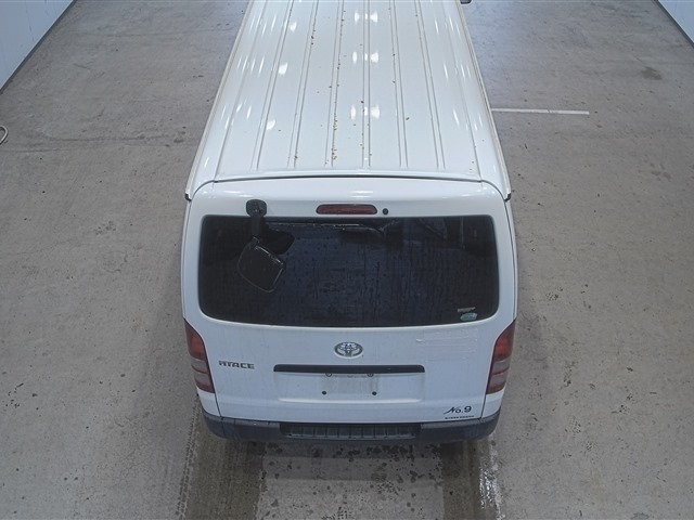 Toyota HIACE VAN 2015 8621407-3