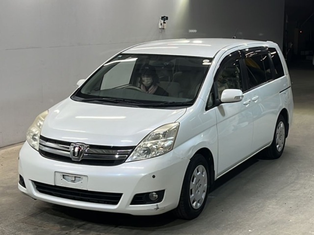 Toyota ISIS 2011 8621505-0
