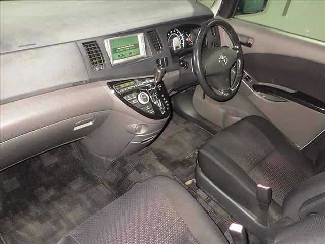 Toyota ISIS 2004 8621507-5