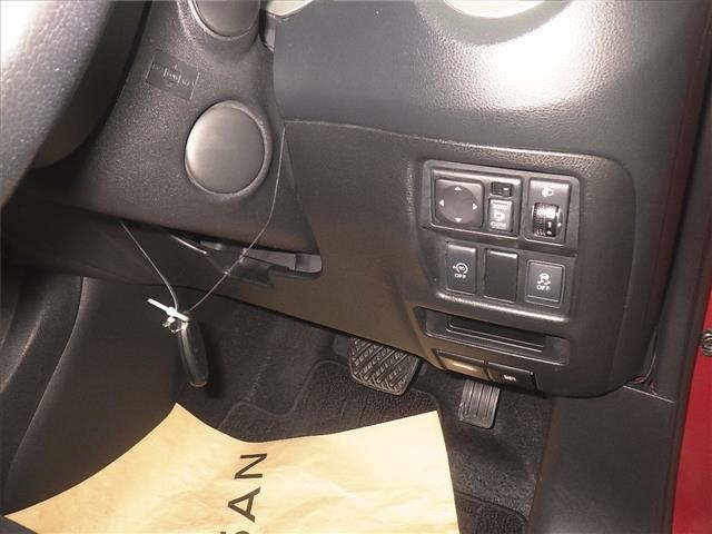 Nissan JUKE 2014 8621705-8