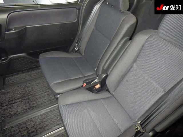 Toyota NOAH 2014 8614371-4