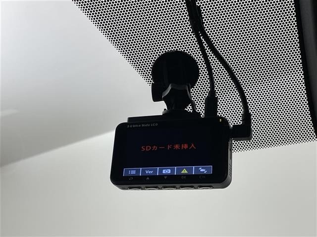 Toyota NOAH 2022 8614948-8