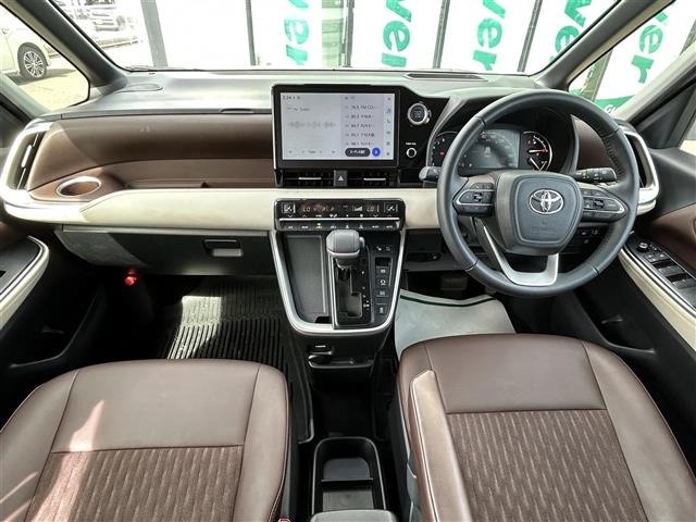 Toyota NOAH 2022 8614952-15