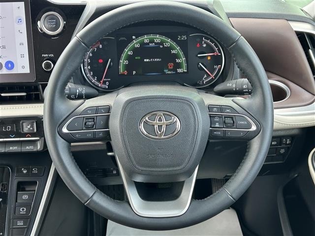 Toyota NOAH 2022 8614952-22
