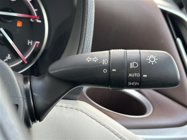 Toyota NOAH 2022 8614952-7