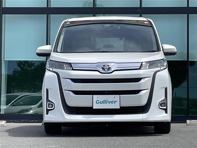 Toyota NOAH 2022 8614952-9