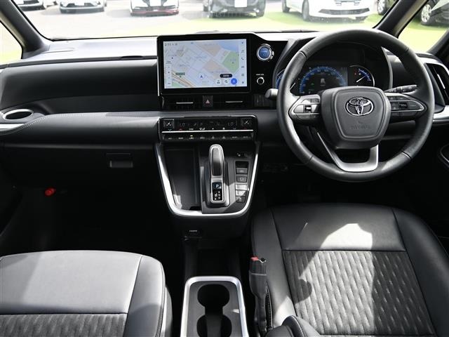 Toyota NOAH 2023 8614955-14