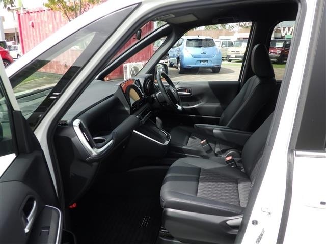 Toyota NOAH 2023 8614955-4