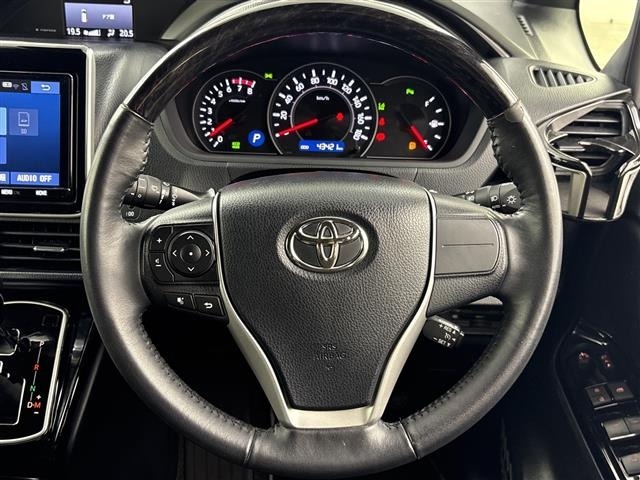 Toyota NOAH 2020 8614962-13
