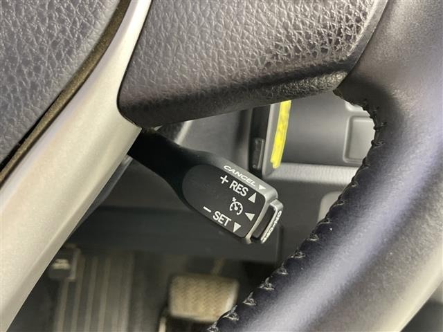 Toyota NOAH 2020 8614963-1
