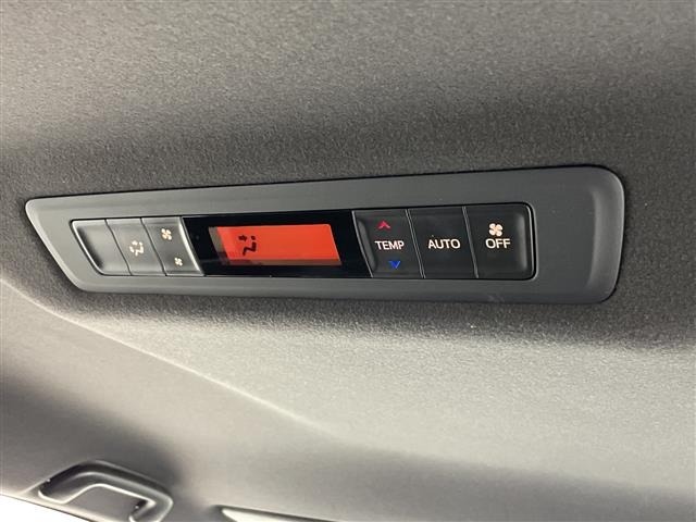 Toyota NOAH 2020 8614963-11