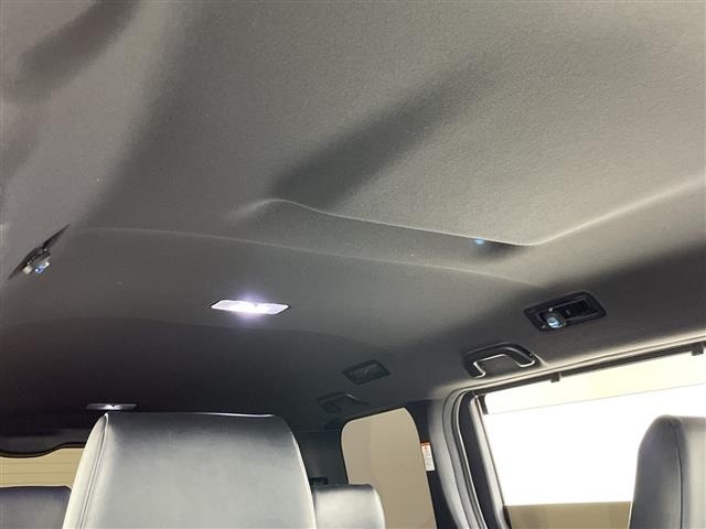 Toyota NOAH 2020 8614963-2