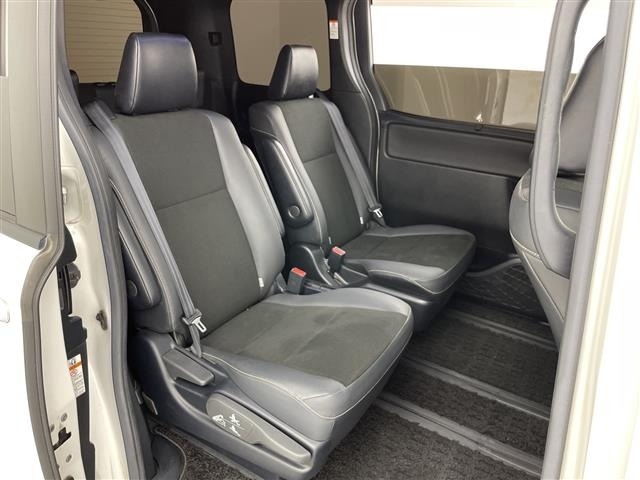 Toyota NOAH 2020 8614963-6