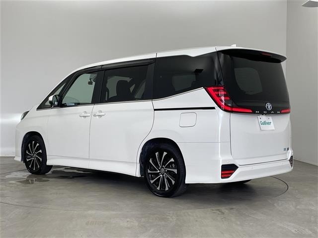 Toyota NOAH 2023 8614976-13