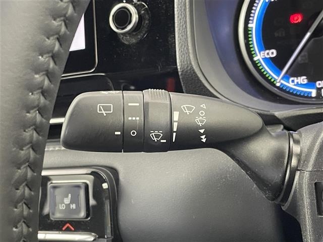 Toyota NOAH 2023 8614976-9