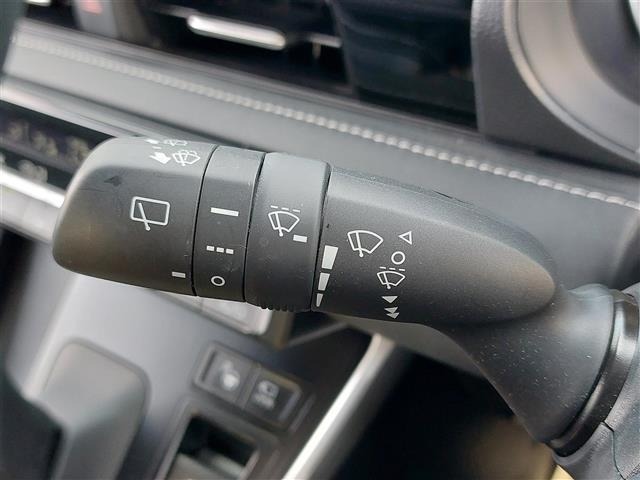 Toyota NOAH 2024 8614981-3