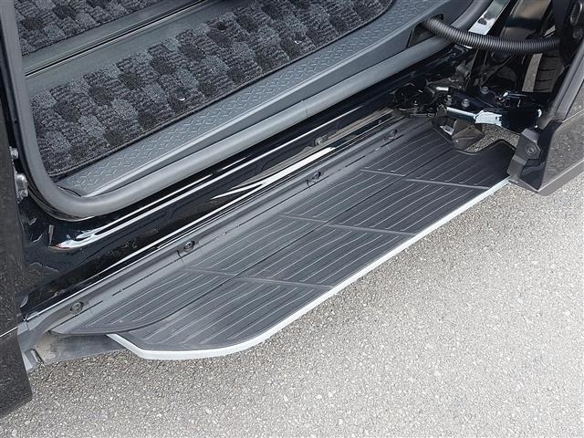 Toyota NOAH 2024 8614981-7