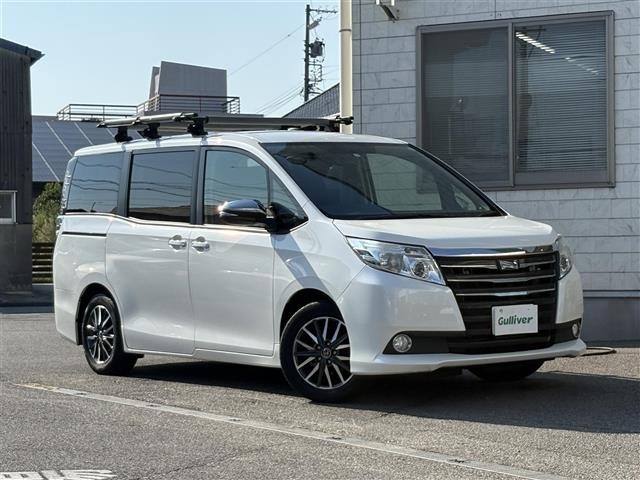 Toyota NOAH 2016 8614982-0