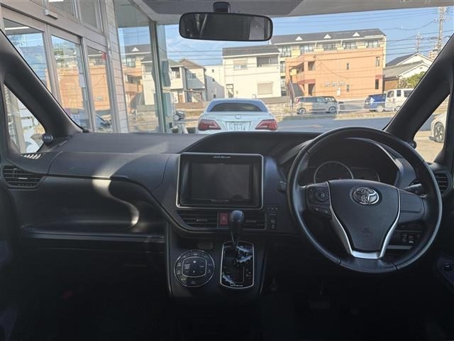 Toyota NOAH 2016 8614982-14