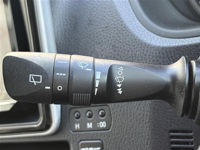 Toyota NOAH 2016 8614982-17