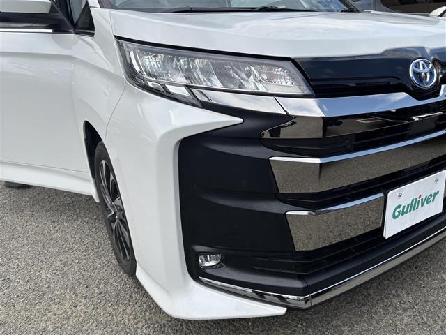 Toyota NOAH 2022 8614983-1