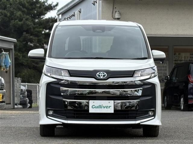 Toyota NOAH 2022 8614983-15