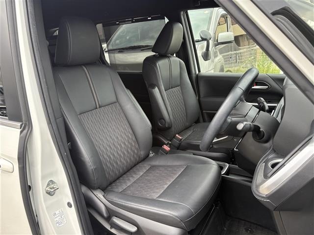 Toyota NOAH 2022 8614983-2