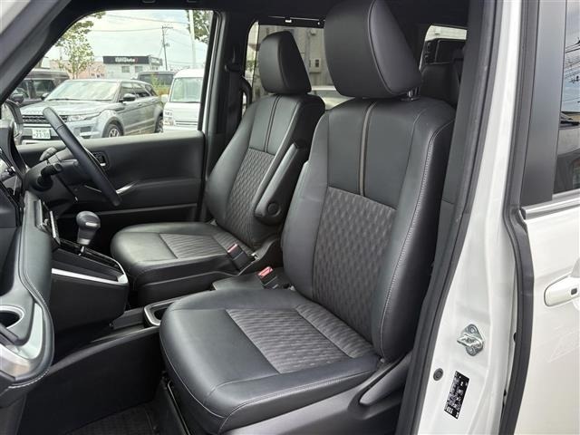 Toyota NOAH 2022 8614983-4
