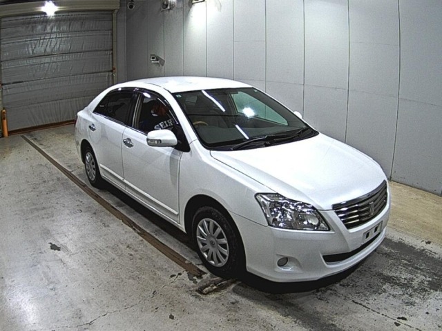 Toyota PREMIO 2009 8621896-0