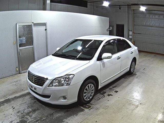 Toyota PREMIO 2009 8621896-4