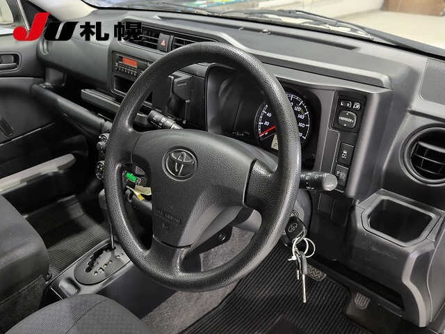Toyota PROBOX VAN 2020 8621120-3