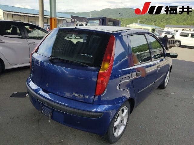 Fiat PUNTO 2002 8611833-8