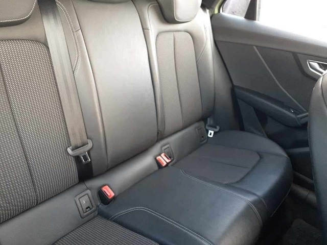 Audi Q2 2021 8615805-11